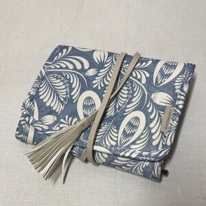 Blue and White Travel Jewelry Organizer